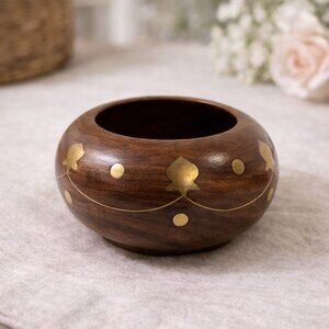 Handcrafted Decorative Wooden Bowl With Brass Inlay Design
